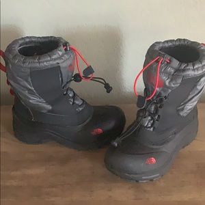 The Birth Face Big Boys snow/rain boots SZ 4